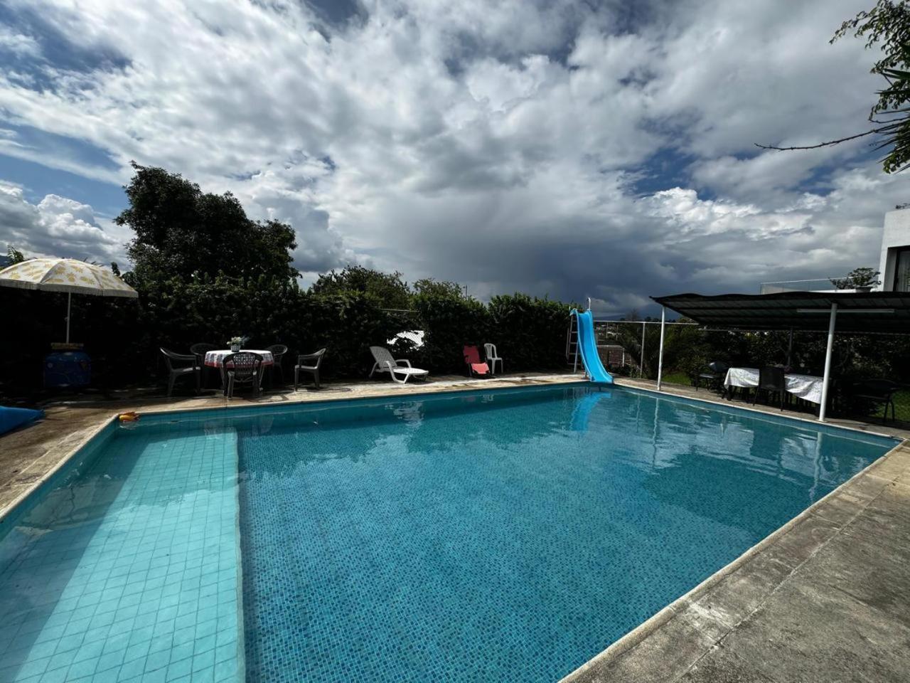 Apartamento Casa Elalu Quito Exterior foto